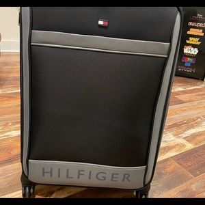 23” mate to this suitcase